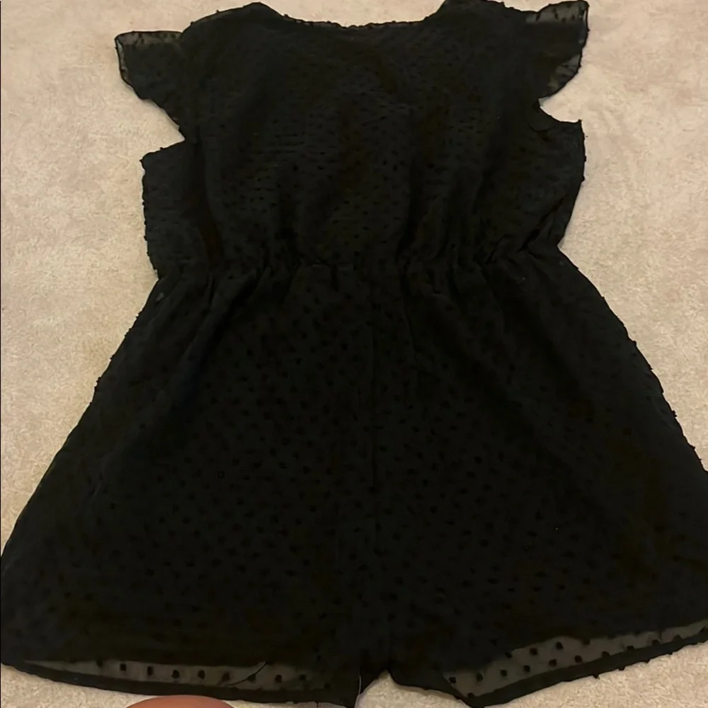 Black Button-Front Romper - Picture 4 of 5